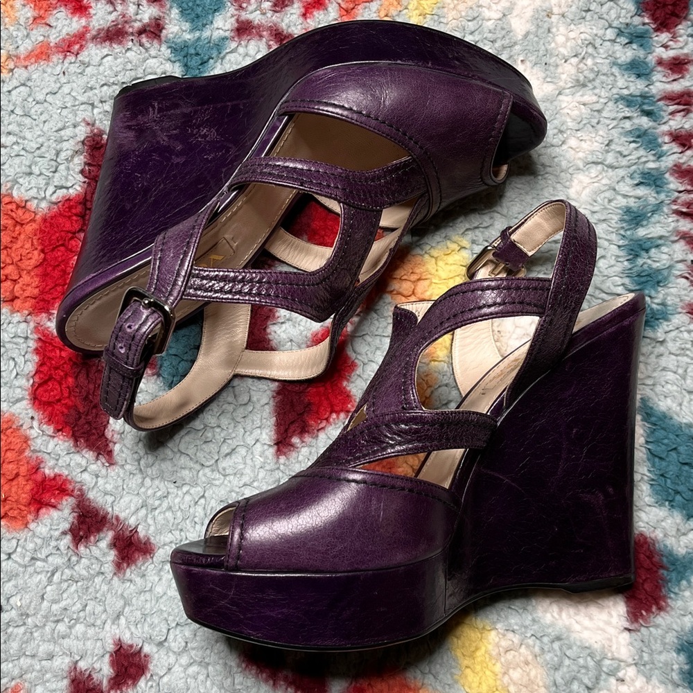 Prada purple platform wedge peep toe sandals - Picture 3 of 10